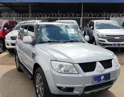 MITSUBISHI PAJERO TR4 2.0 4X2 16V 140CV FLEX 4P AUTOMÁTICO MITSUBISHI PAJERO TR4 2.0 4X2 16V 140CV FLEX 4P AUTOMÁTICO