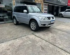 MITSUBISHI PAJERO TR4 2.0 4X2 16V 140CV FLEX 4P AUTOMÁTICO MITSUBISHI PAJERO TR4 2.0 4X2 16V 140CV FLEX 4P AUTOMÁTICO