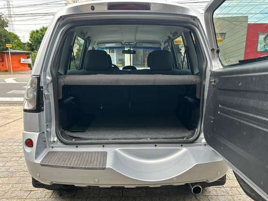MITSUBISHI-PAJERO TR4-2.0 4X2 16V 140CV FLEX 4P AUTOMÁTICO MITSUBISHI-PAJERO TR4-2012