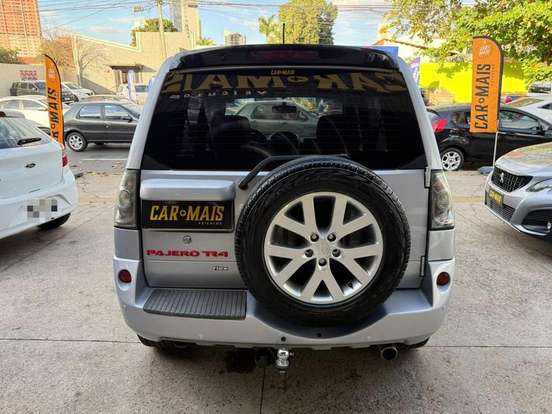 MITSUBISHI-PAJERO TR4-2011