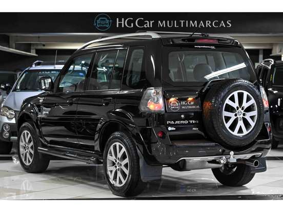 MITSUBISHI-PAJERO TR4-2.0 4X4 16V 140CV FLEX 4P AUTOMÁTICO MITSUBISHI-PAJERO TR4-2012