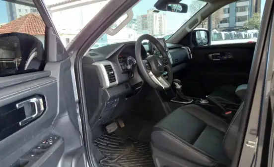 MITSUBISHI-TRITON-2025