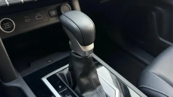 MITSUBISHI-TRITON-2025