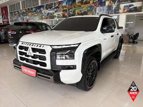 MITSUBISHI-TRITON-2.4 BITURBO DIESEL CD KATANA 4X4 AUTOMÁTICO MITSUBISHI-TRITON-2025