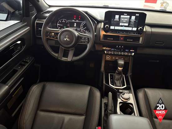 MITSUBISHI-TRITON-2.4 BITURBO DIESEL CD KATANA 4X4 AUTOMÁTICO MITSUBISHI-TRITON-2025