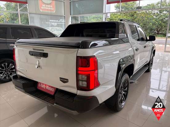 MITSUBISHI-TRITON-2.4 BITURBO DIESEL CD KATANA 4X4 AUTOMÁTICO MITSUBISHI-TRITON-2025