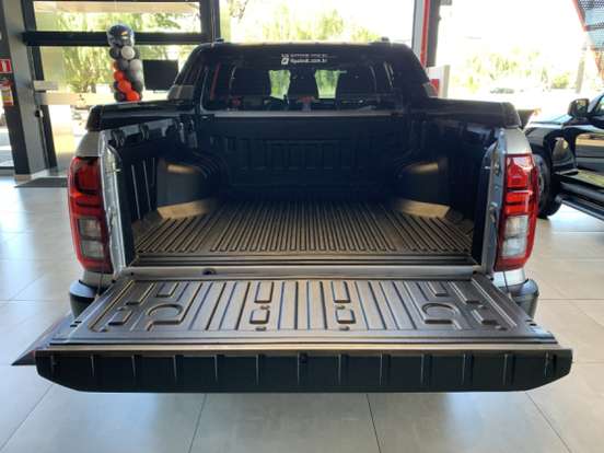 MITSUBISHI-TRITON-2026