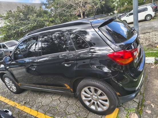 MITSUBISHI-ASX-2.0 4X2 16V GASOLINA 4P AUTOMÁTICO MITSUBISHI-ASX-2013