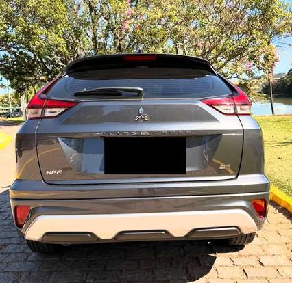 MITSUBISHI-ECLIPSE CROSS-2024