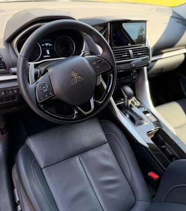MITSUBISHI-ECLIPSE CROSS-2024