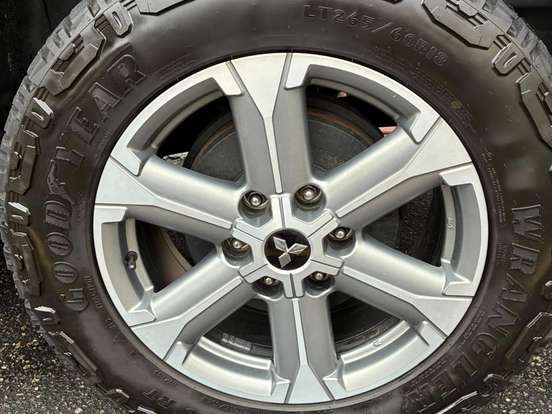 MITSUBISHI-L200 TRITON-2.4 16V TURBO DIESEL SPORT HPE CD 4P 4X4 AUTOMÁTICO MITSUBISHI-L200 TRITON-2021