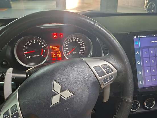 MITSUBISHI-LANCER-2.0 16V GASOLINA 4P AUTOMÁTICO MITSUBISHI-LANCER-2013