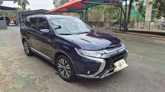 MITSUBISHI-OUTLANDER-2.0 MIVEC GASOLINA HPE AUTOMÁTICO MITSUBISHI-OUTLANDER-2019