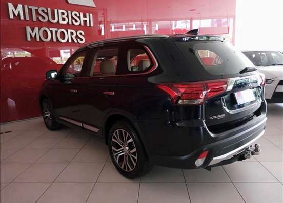 MITSUBISHI-OUTLANDER-2017