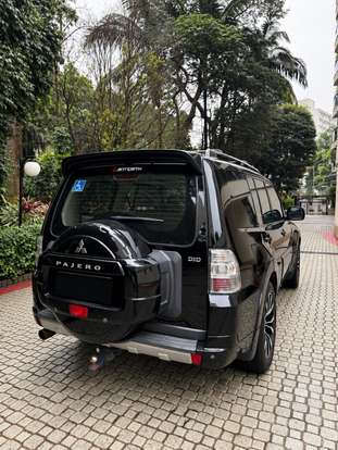 MITSUBISHI-PAJERO FULL-2012
