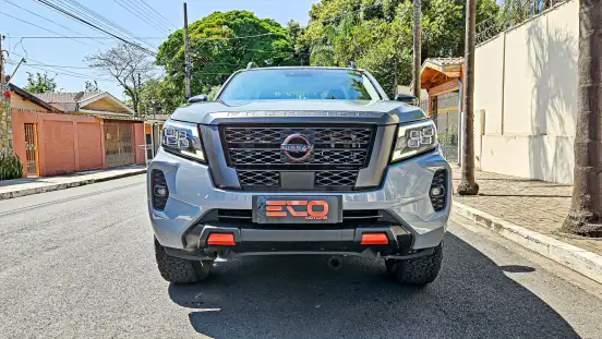 NISSAN-FRONTIER-2024