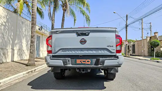 NISSAN-FRONTIER-2024