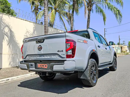 NISSAN-FRONTIER-2.3 16V TURBO DIESEL PRO4X CD 4X4 AUTOMÁTICO NISSAN-FRONTIER-2024