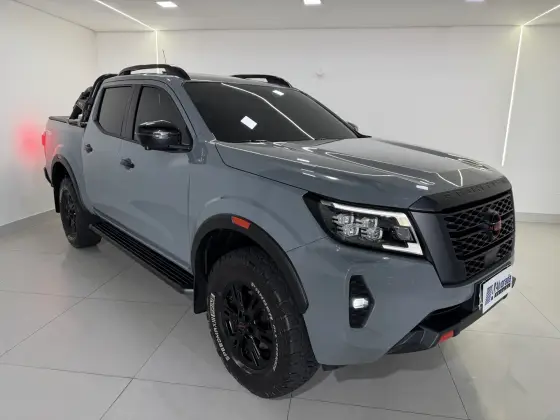NISSAN FRONTIER 2.3 16V TURBO DIESEL PRO4X CD 4X4 AUTOMÁTICO