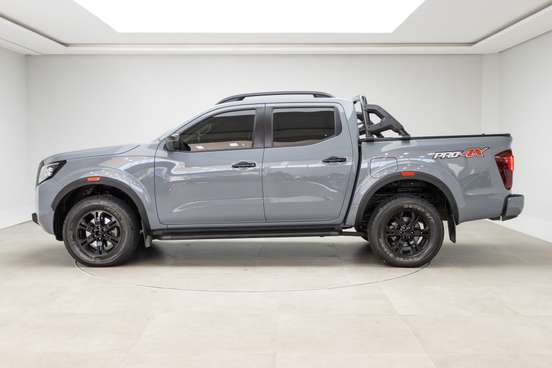 NISSAN-FRONTIER-2022