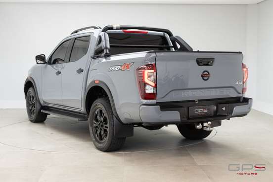 NISSAN-FRONTIER-2022