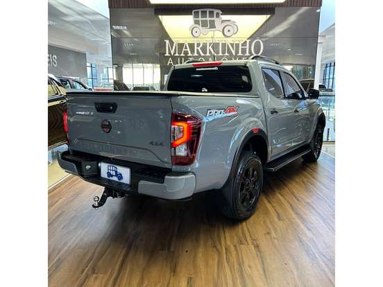 NISSAN-FRONTIER-2025