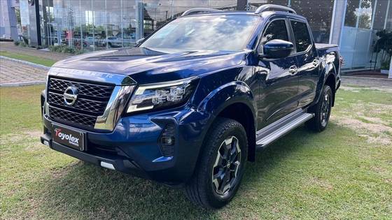 NISSAN FRONTIER 2.3 16V TURBO DIESEL XE CD 4X4 AUTOMÁTICO