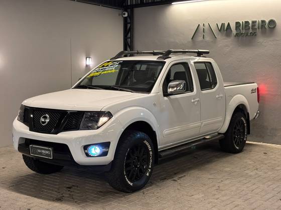 NISSAN FRONTIER 2.5 SL 4X4 CD TURBO ELETRONIC DIESEL 4P AUTOMÁTICO