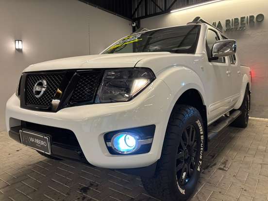 NISSAN-FRONTIER-2.5 SL 4X4 CD TURBO ELETRONIC DIESEL 4P AUTOMÁTICO NISSAN-FRONTIER-2013