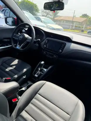 NISSAN-KICKS-2024