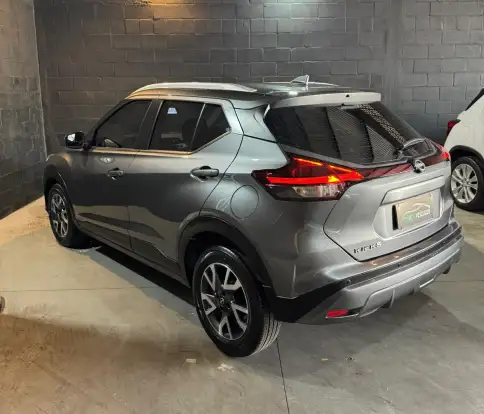 NISSAN-KICKS-2024