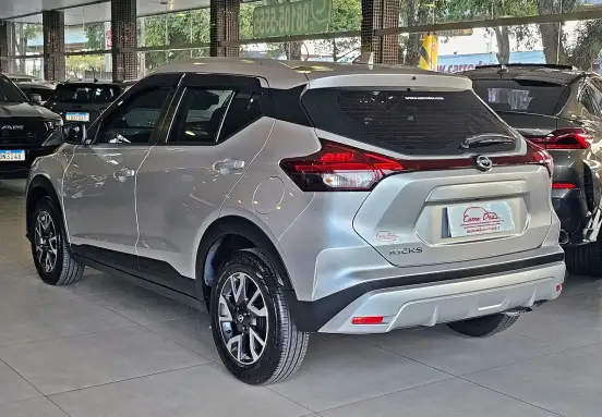 NISSAN-KICKS-2024