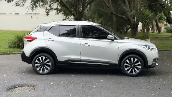 NISSAN-KICKS-2019