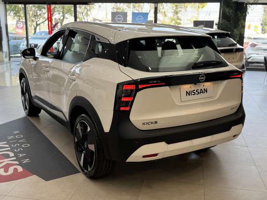 NISSAN-KICKS-2026