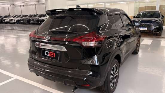 NISSAN-KICKS-2022