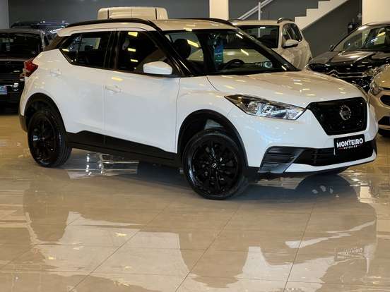 NISSAN-KICKS-2020