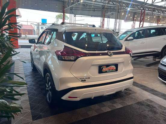NISSAN-KICKS-2021