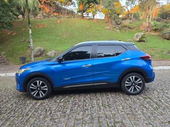 NISSAN-KICKS-2022