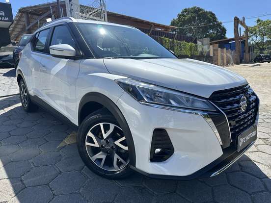 NISSAN-KICKS-2023
