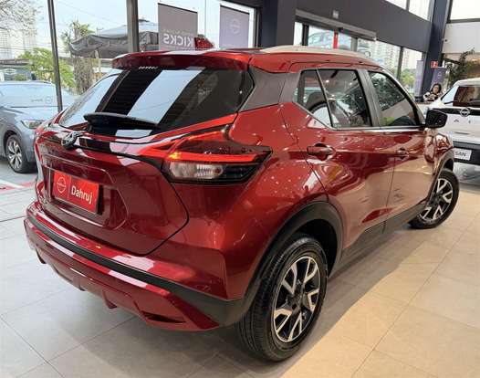 NISSAN-KICKS-2024