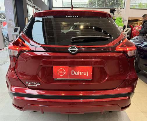 NISSAN-KICKS-2024