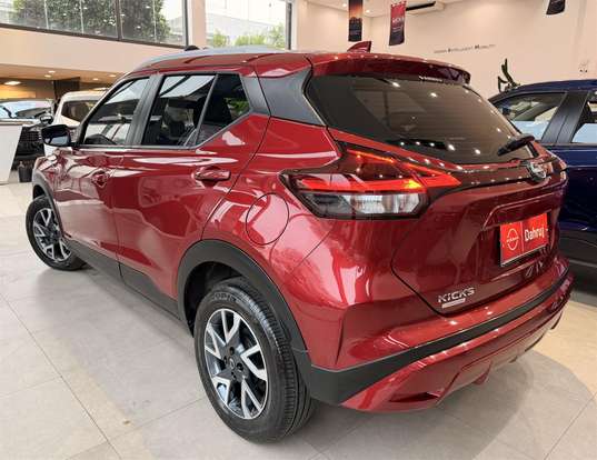 NISSAN-KICKS-2024
