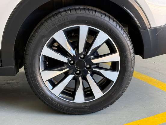 NISSAN-KICKS-2020
