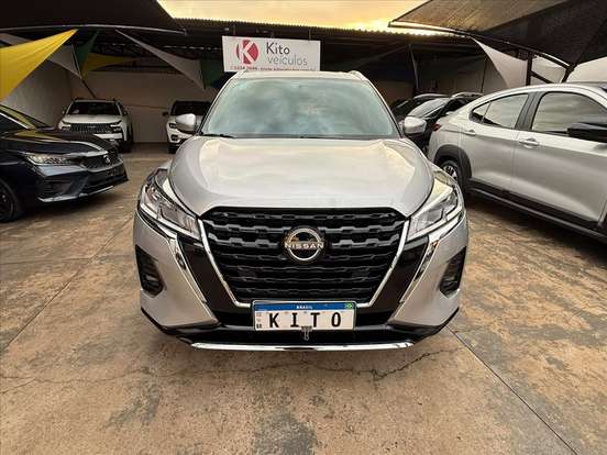 NISSAN-KICKS PLAY-2025