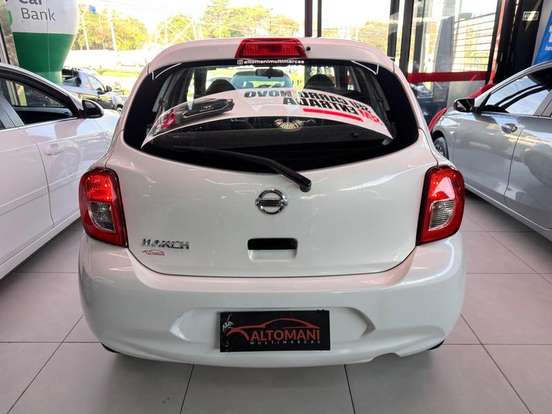 NISSAN-MARCH-2015