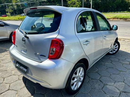 NISSAN-MARCH-2017