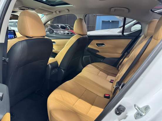 NISSAN-SENTRA-2025