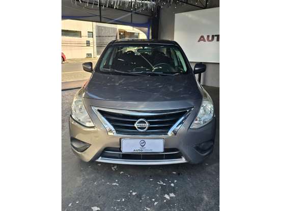NISSAN-VERSA-2015