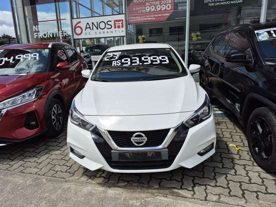 NISSAN-VERSA-2023