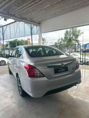 NISSAN-VERSA-2018